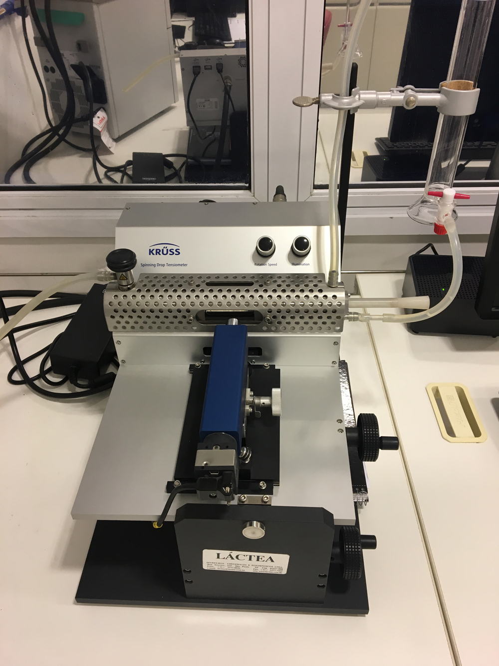 Spinning Drop Tensiometer (SD)